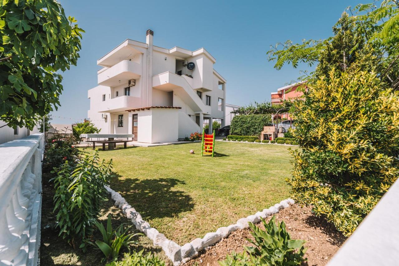 Apartments Radosevic Ulcinj Eksteriør bilde