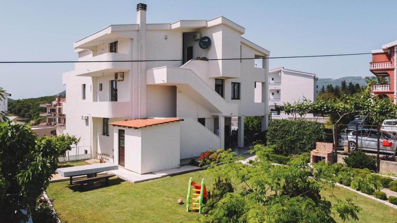 Apartments Radosevic Ulcinj Eksteriør bilde