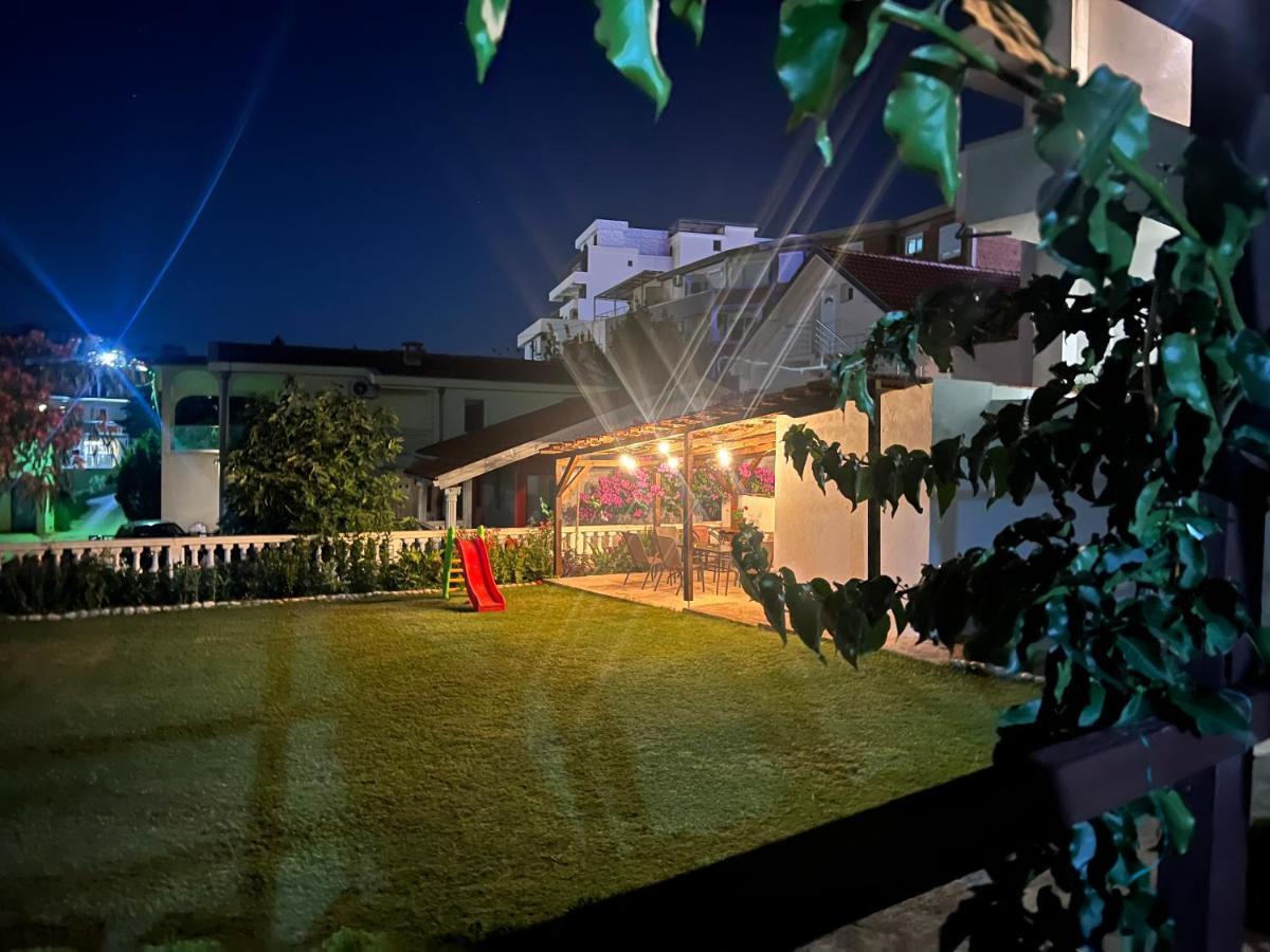 Apartments Radosevic Ulcinj Eksteriør bilde